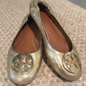 Tory Burch Reva flats, mirror crackle gold sz 8